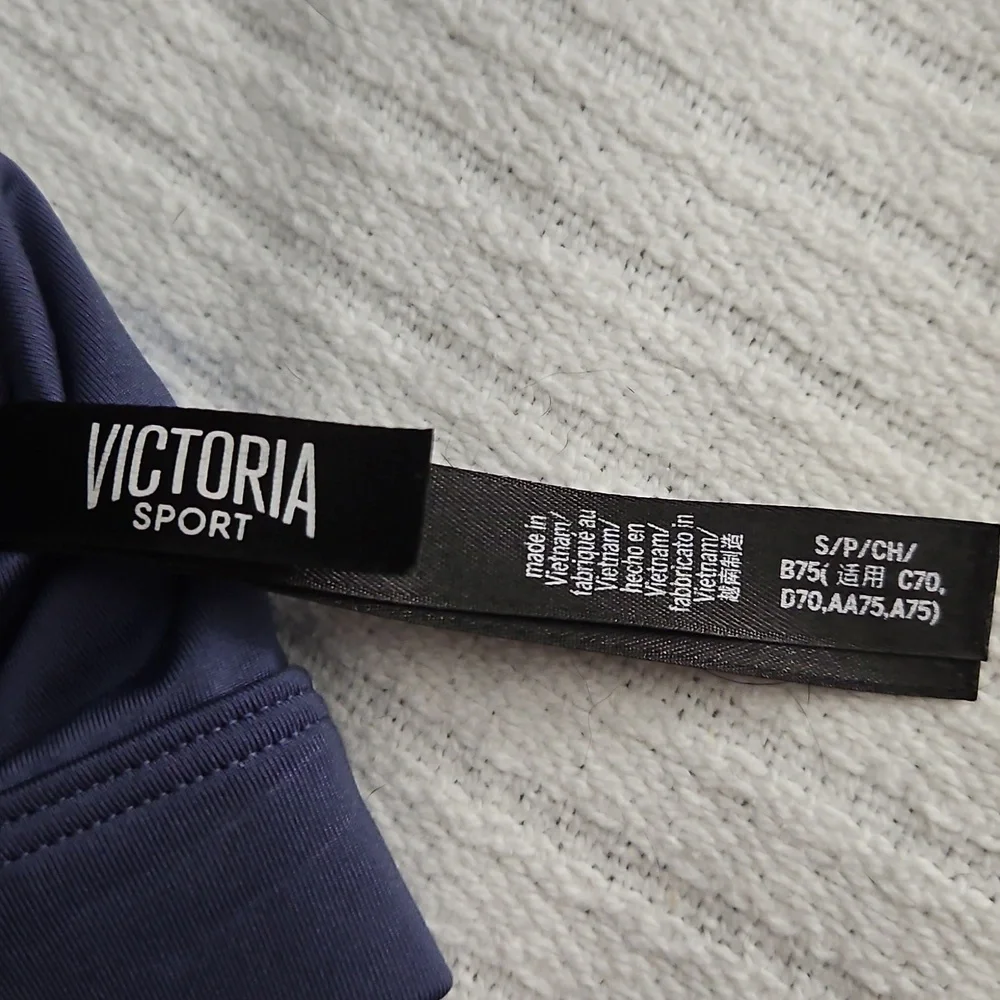 Victoria Sport Slate Blue Sports Bra - Picture 3 of 3